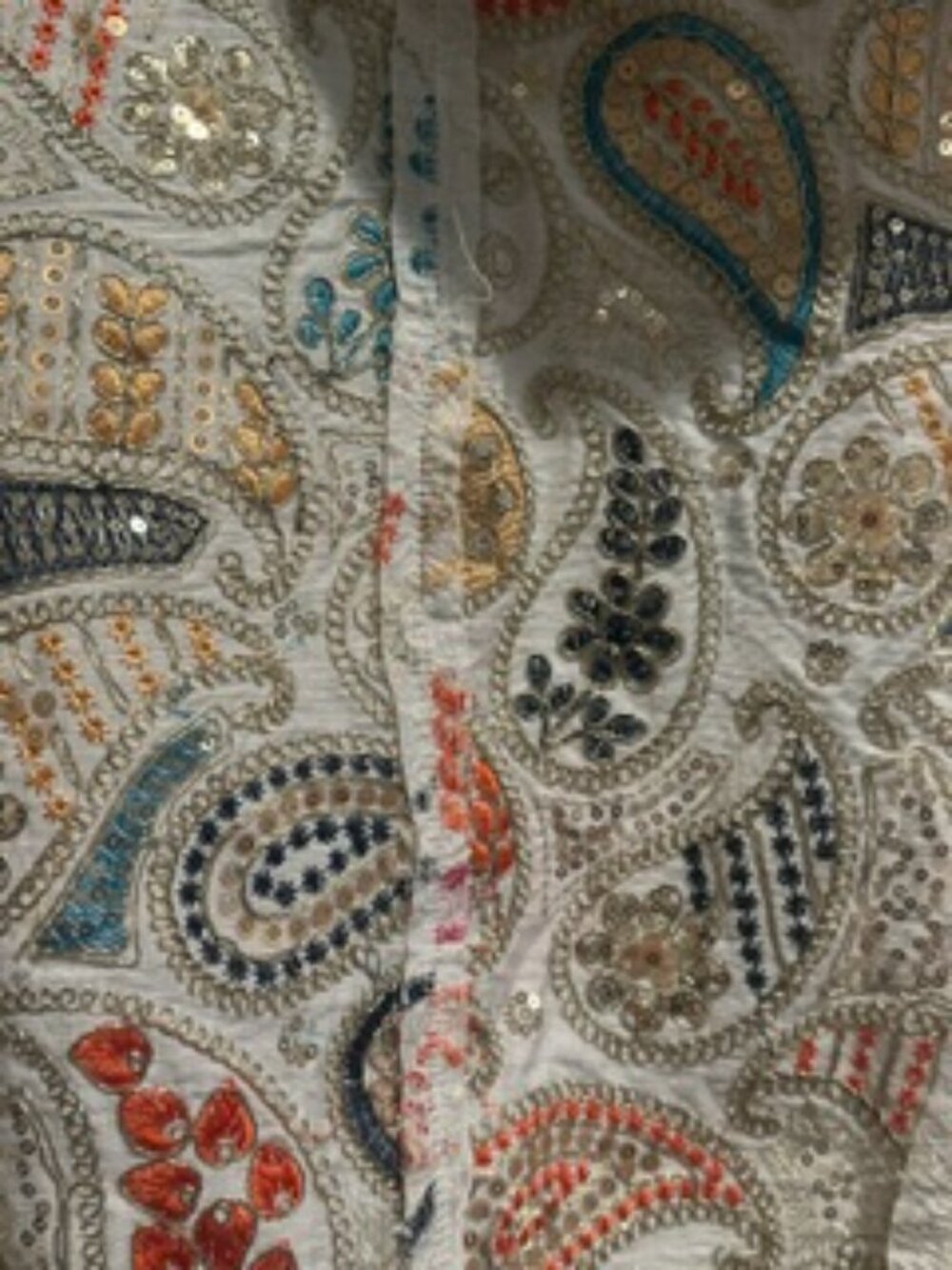 NWOT POL Cream Paisley Embroidered Accent Top size- MEDIUM - Picture 6 of 6